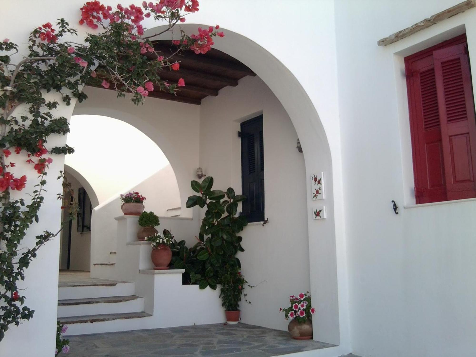 אפרטהוטל איוס פרוקופיוס Elisso'S Philoxenia מראה חיצוני תמונה
